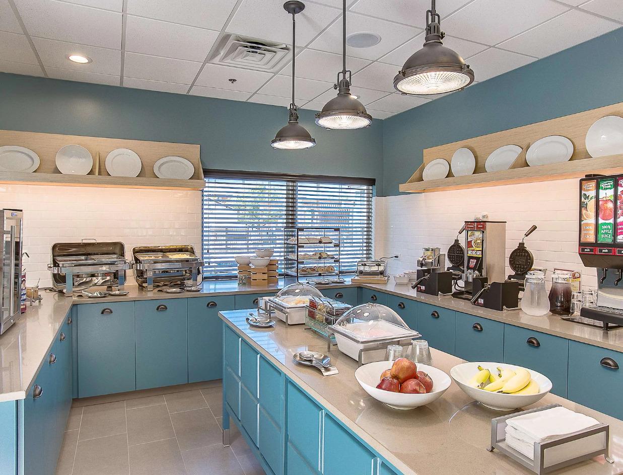 Country Inn & Suites By Radisson, Wichita East, Ks מראה חיצוני תמונה