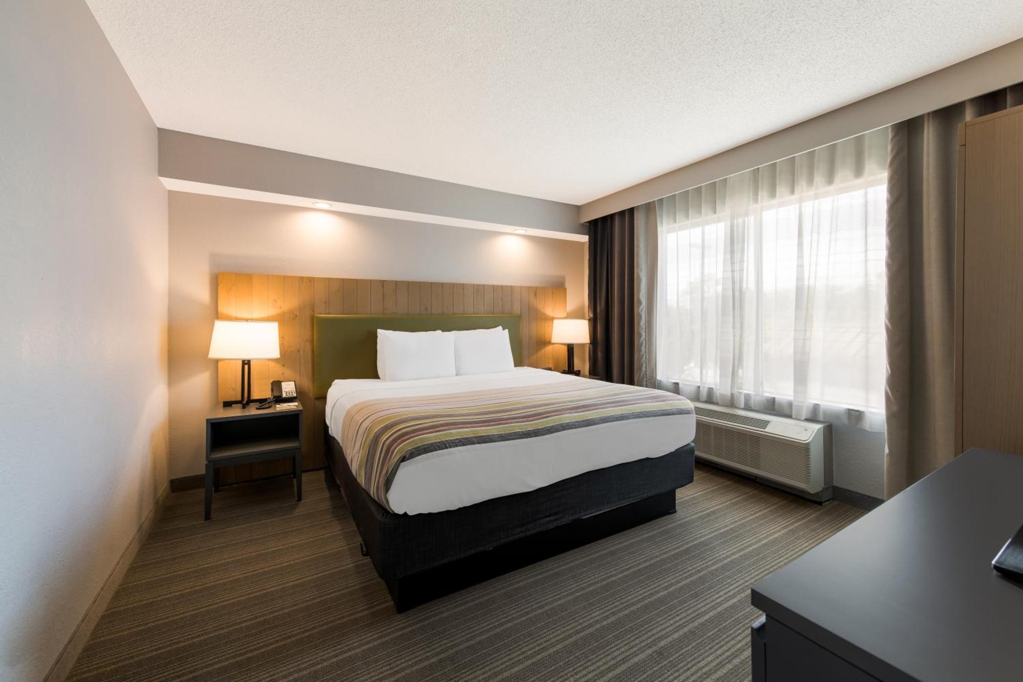 Country Inn & Suites By Radisson, Wichita East, Ks מראה חיצוני תמונה