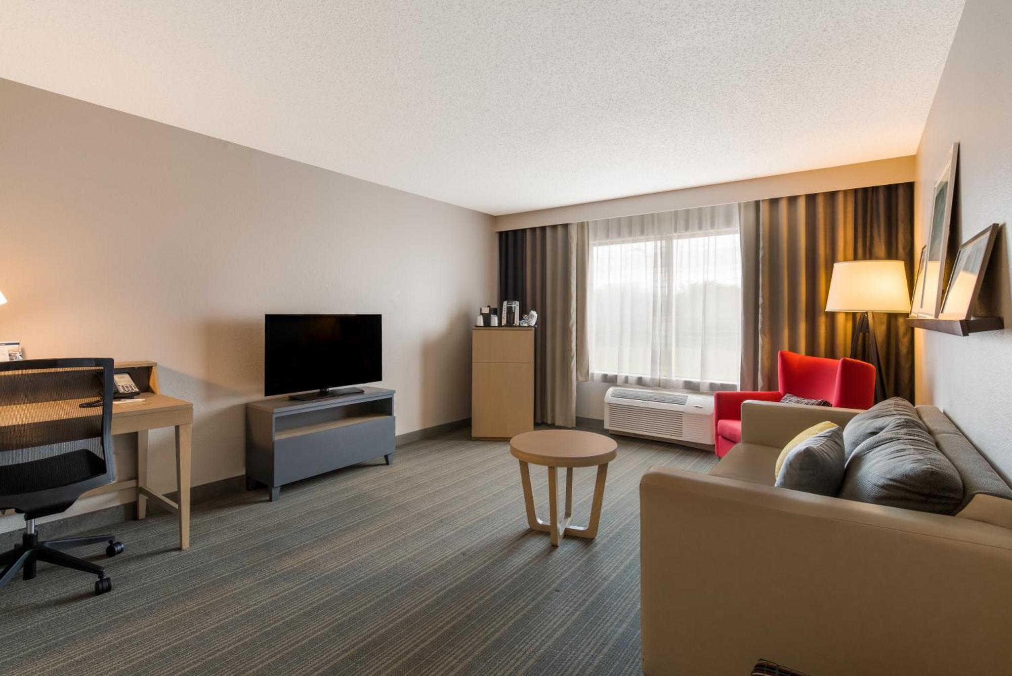 Country Inn & Suites By Radisson, Wichita East, Ks מראה חיצוני תמונה