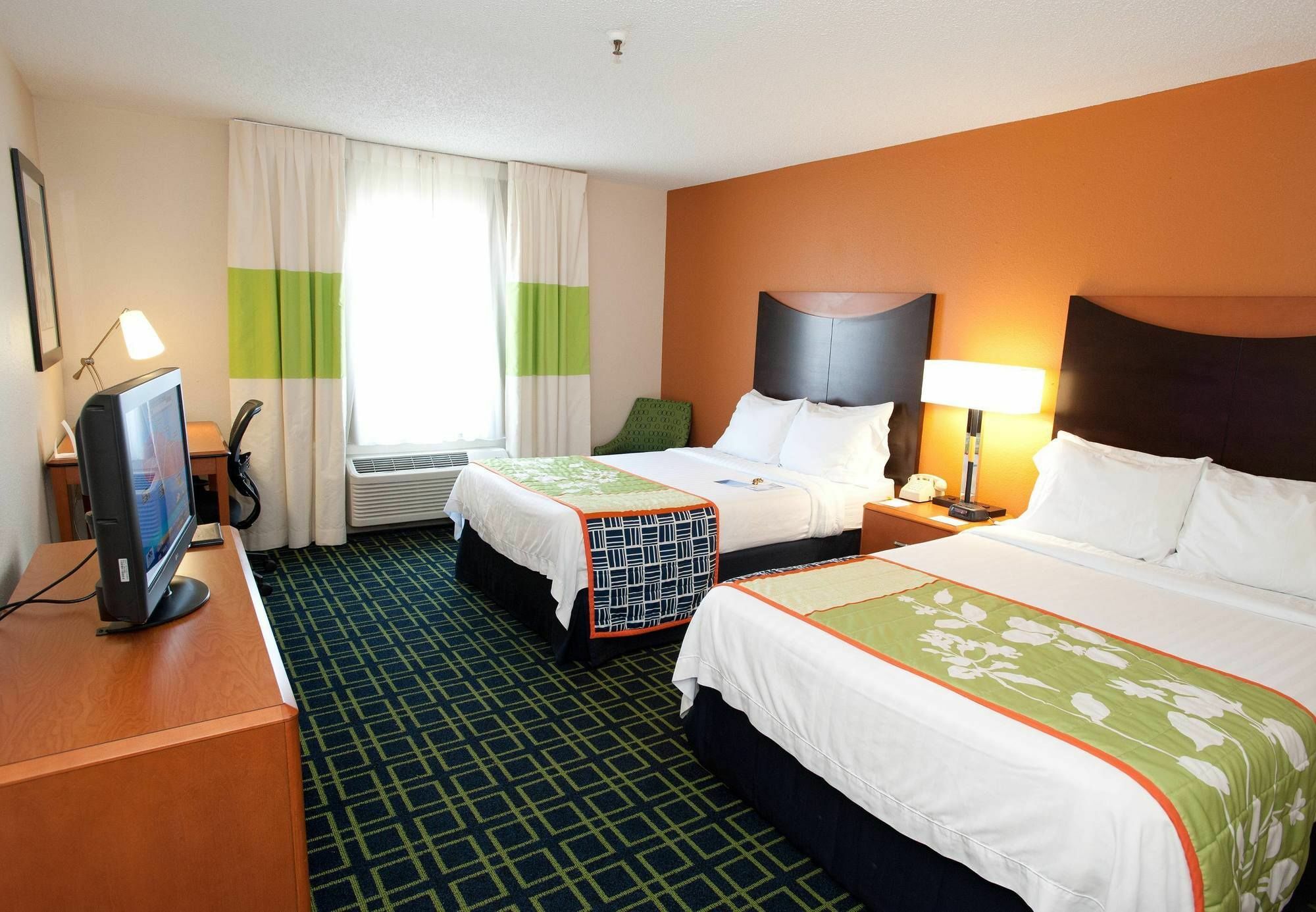Country Inn & Suites By Radisson, Wichita East, Ks מראה חיצוני תמונה