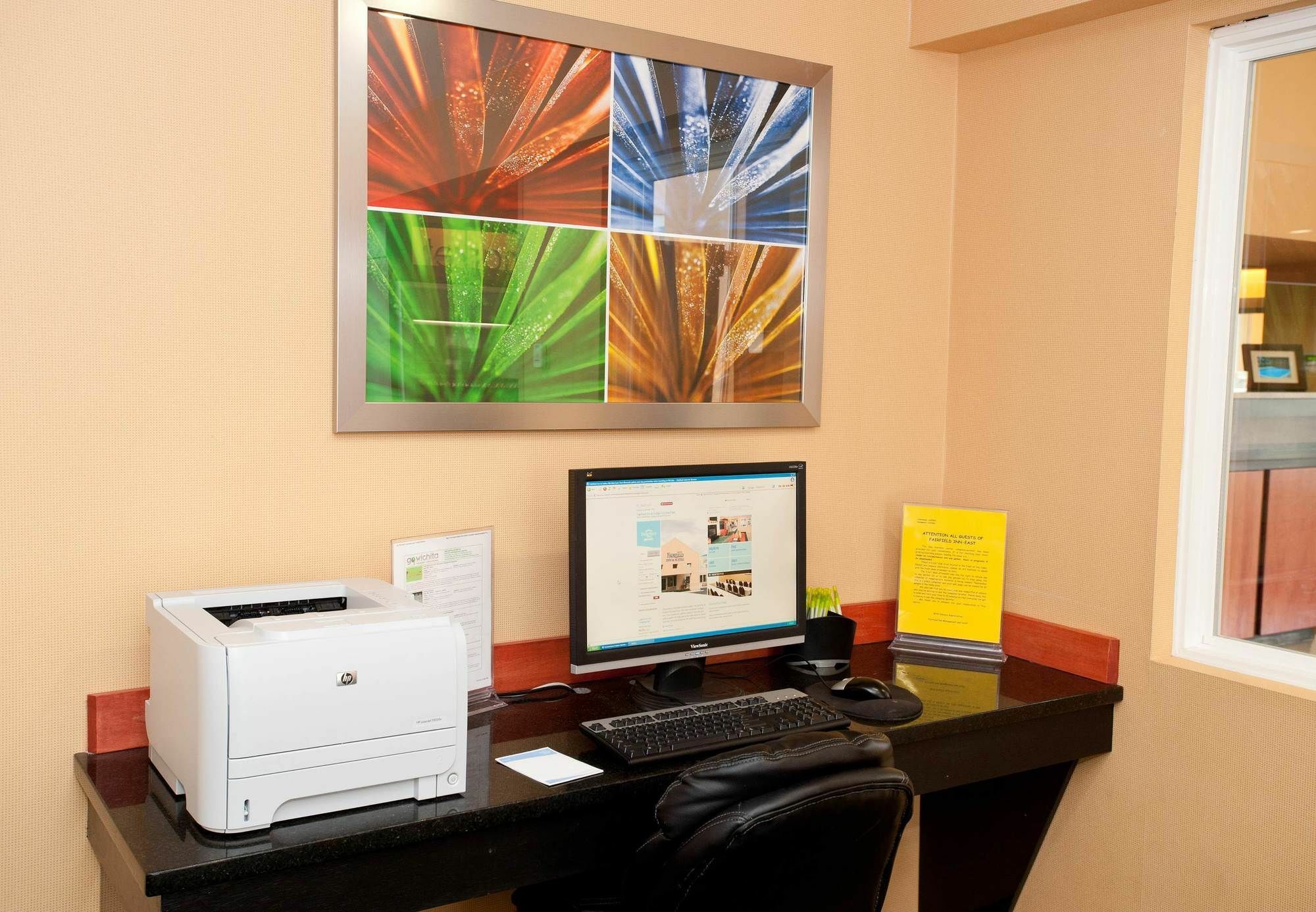 Country Inn & Suites By Radisson, Wichita East, Ks מראה חיצוני תמונה
